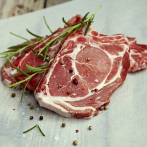 Geschmacksfrage: Gibt’s Fleisch in Metzgerqualität auch beim Discounter?